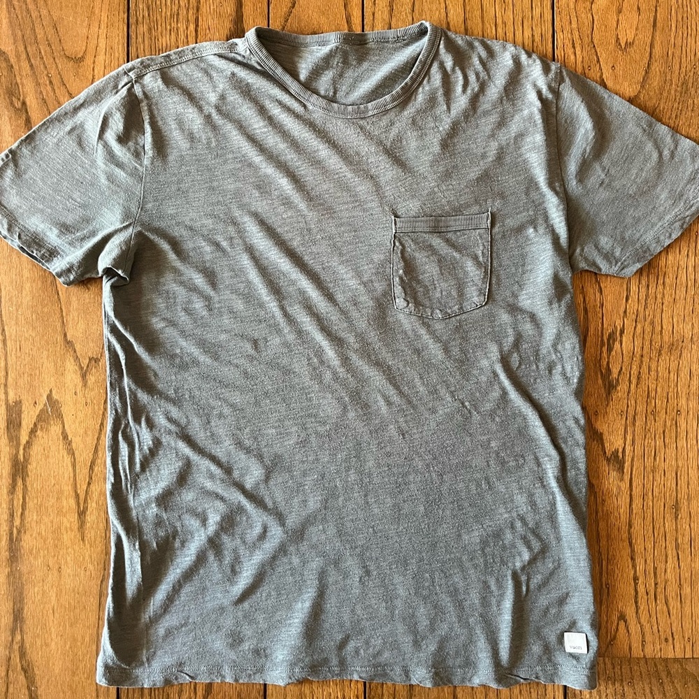 Vuori Gray Pocket T-Shirt